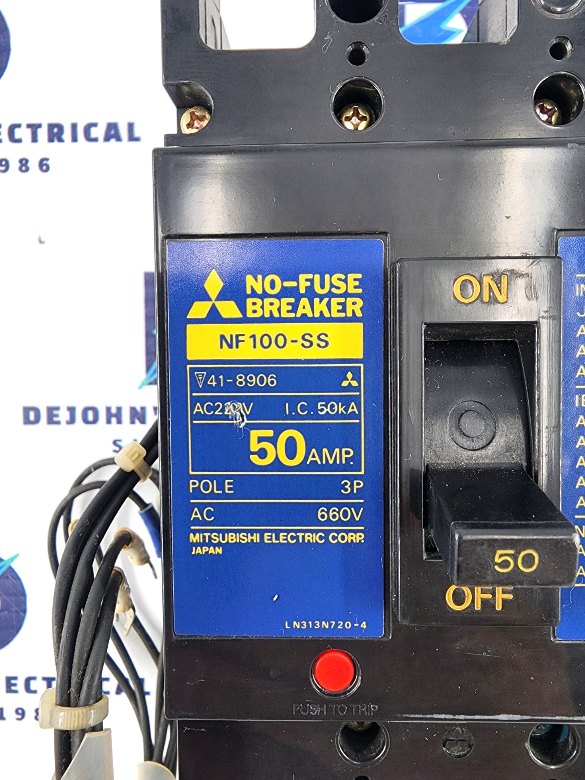 MITSUBISHI NF 100-SS 50 AMP 3 POLE 660V WITH ALARM SWITCH CIRCUIT BREAKER