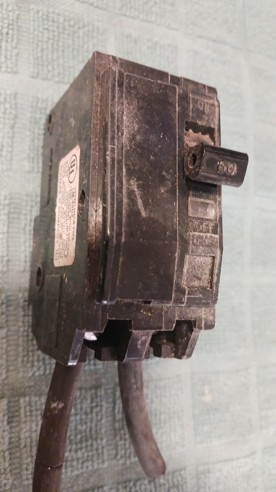 37 Assorted Older Circuit Breakers ~ Zinsco, Crouse Hinds, ITE, Slab Lok