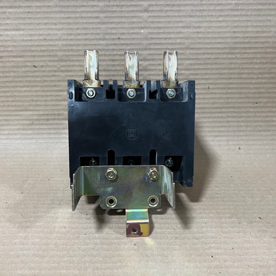 SQUARE D GFM250KA MODULE FOR USE WITH KA KC KH AND KI BREAKERS FLAWED