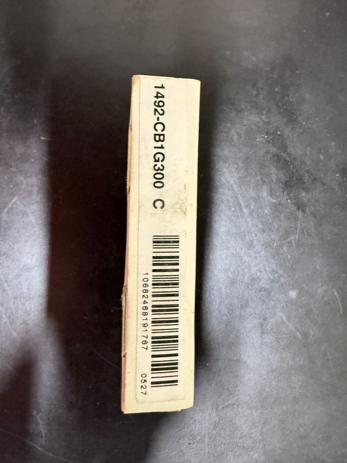 ALLEN BRADLEY 1492-CB1G300 / 1492CB1G300 – NEW IN BOX (ITEM#371)