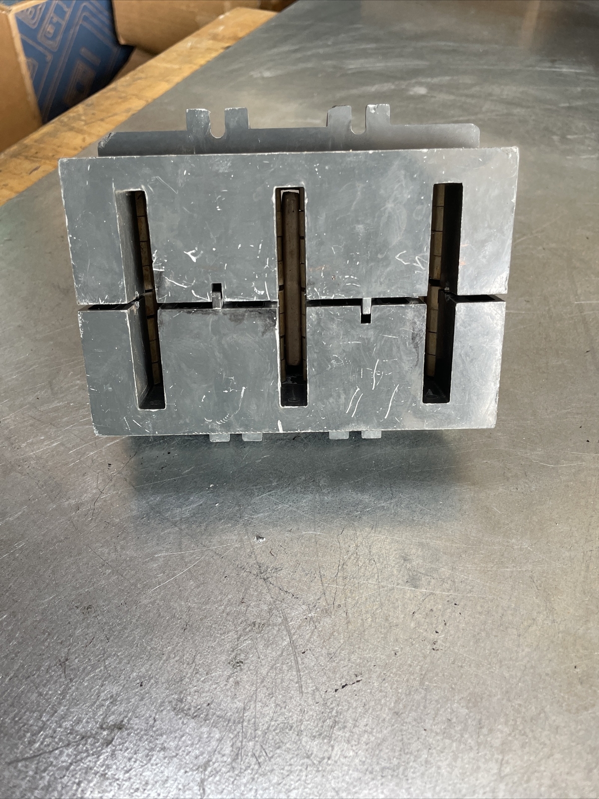 GE SGPC1 Vertical Plug-in Mounting Base