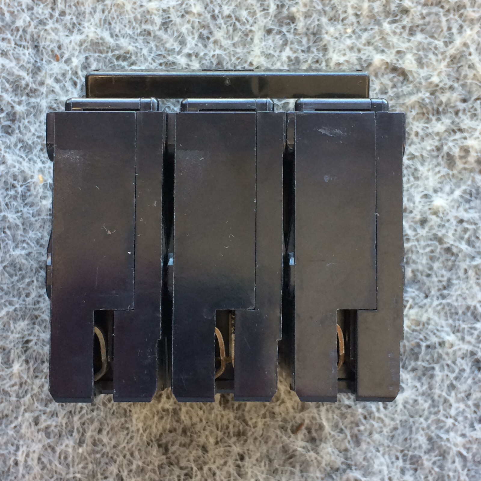 Westinghouse BR3100 100A, 240V, 3-Pole Circuit Breaker