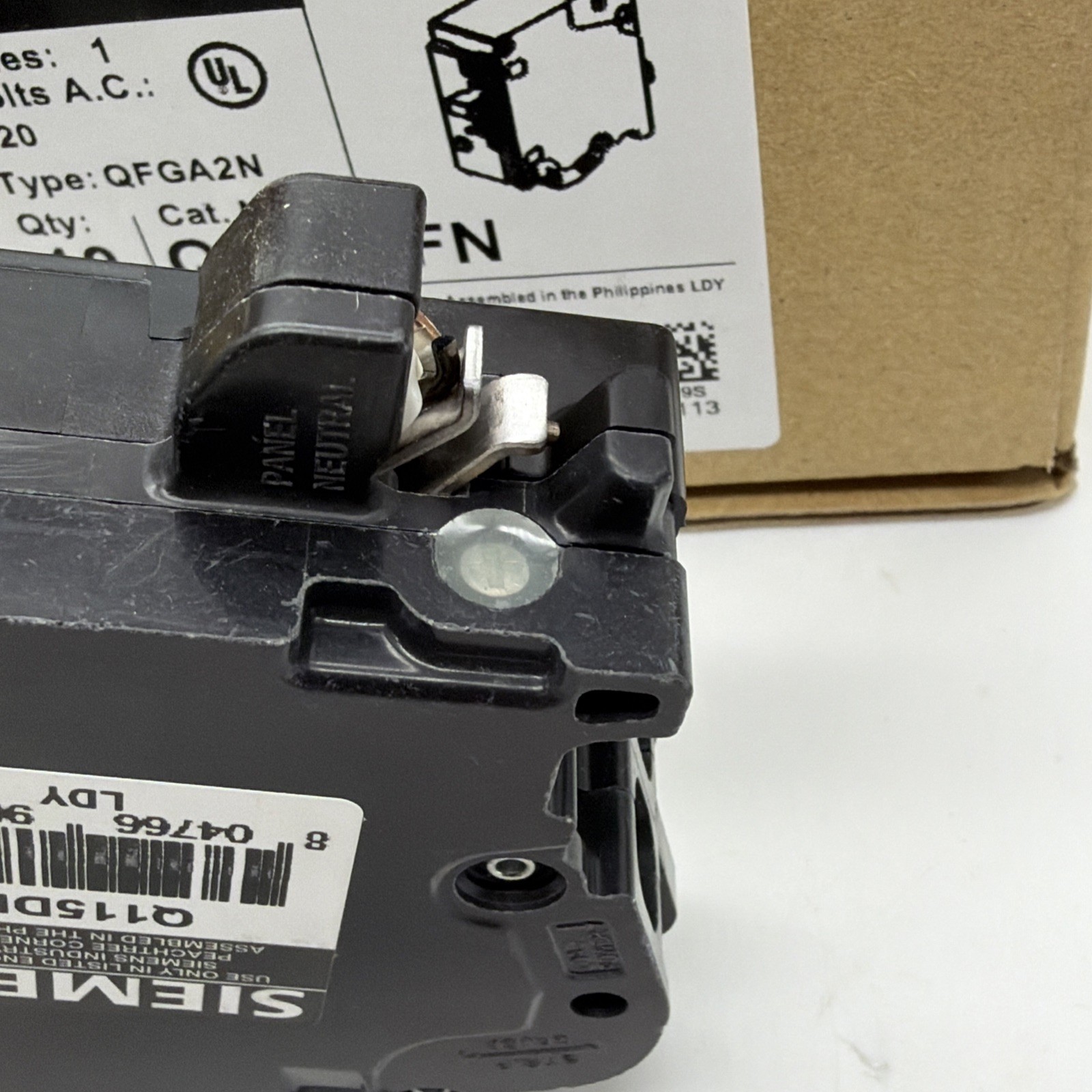 10X Siemens Q115DFN 15A 120V AFCI/GFCI Dual Function Plug-On Neutral Breaker NEW