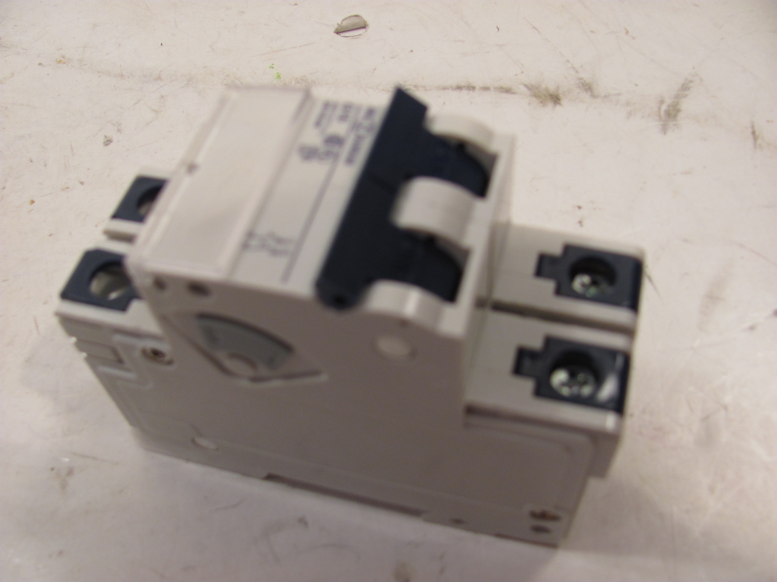 ALTECH 2G15UM 15 amp 2 POLE 480Y / 277 VAC CIRCUIT BREAKER UL508