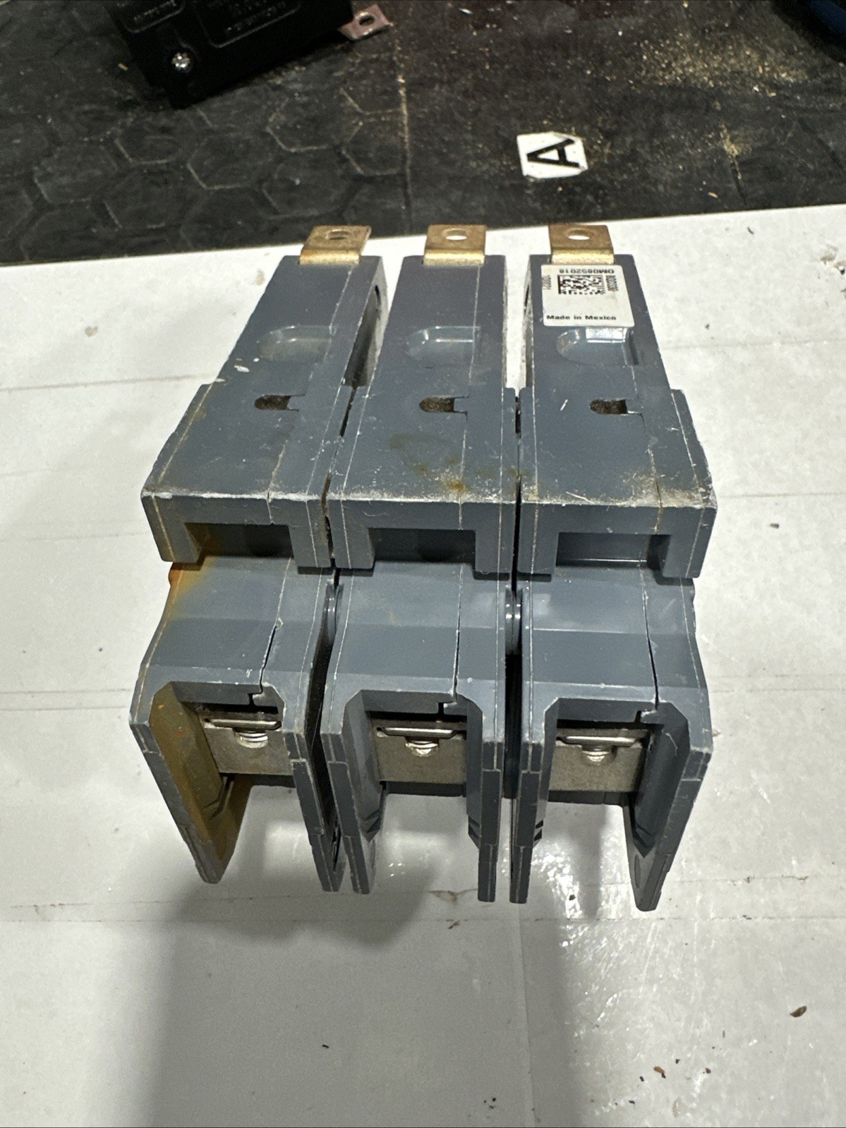 SIEMENS BQD330BP CIRCUIT BREAKER 30A 480V 3P