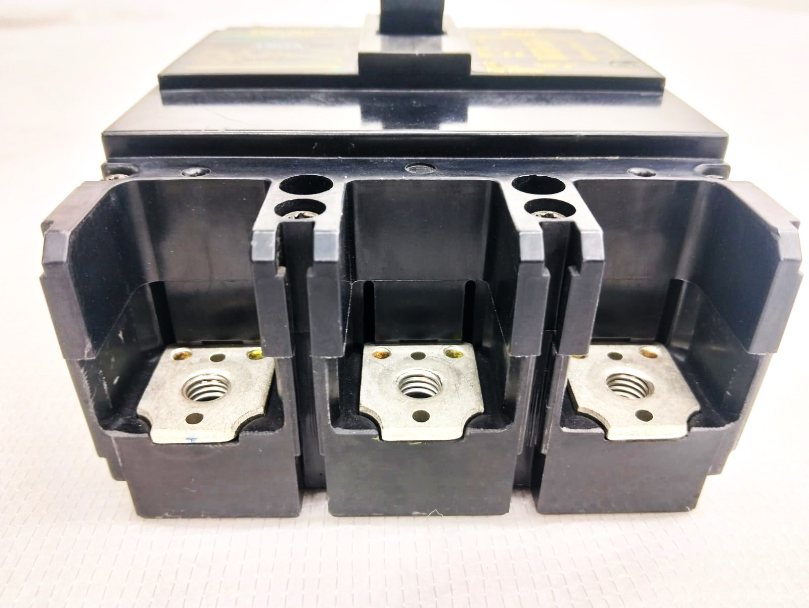 Fuji Electric – Encase Molded Circuit Breaker – EA203B – BB3GEB-150 – 150 A