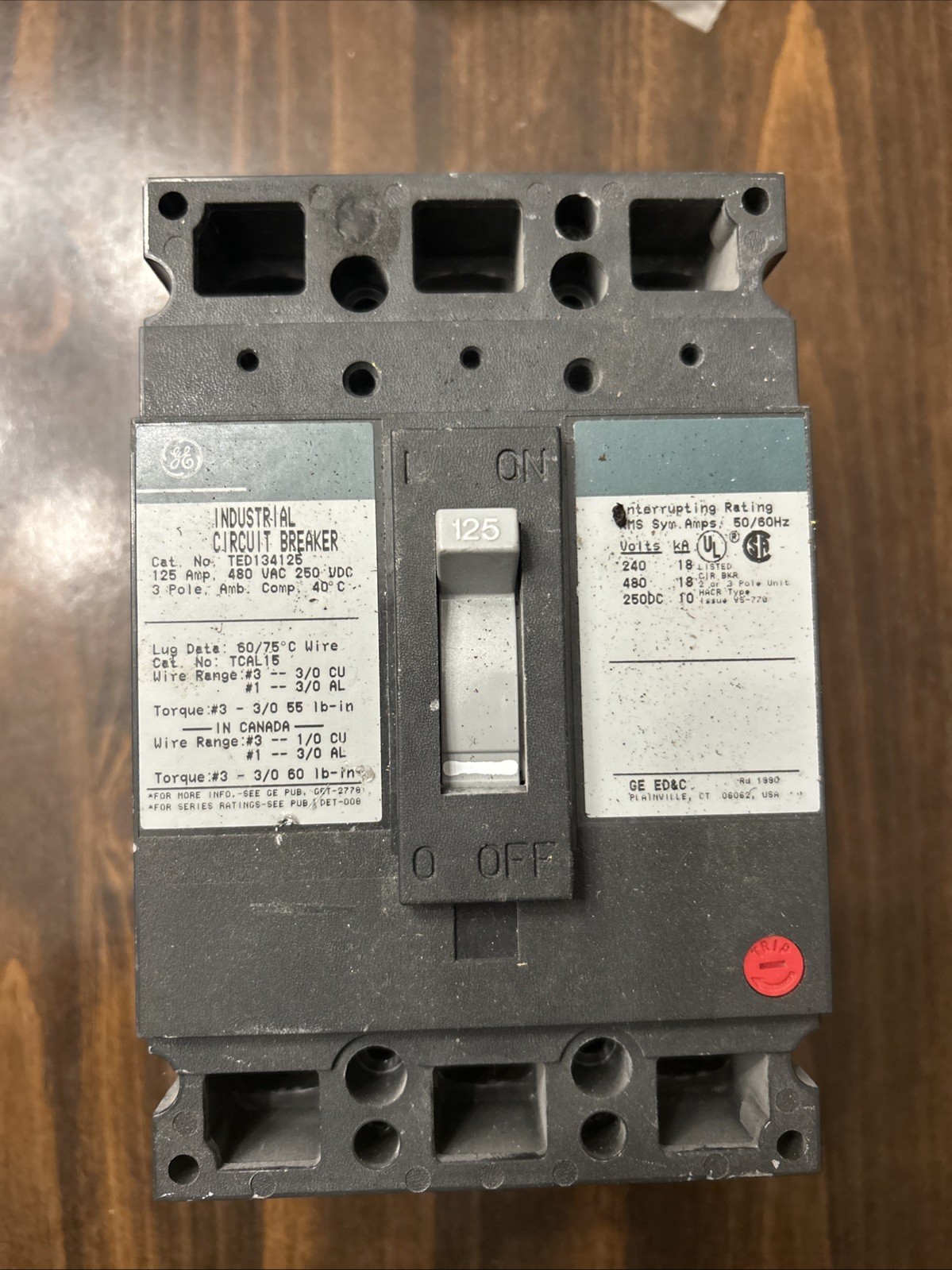 GE Industrial Circuit Breaker 125Amp 3-Pole 480V AC TED134125