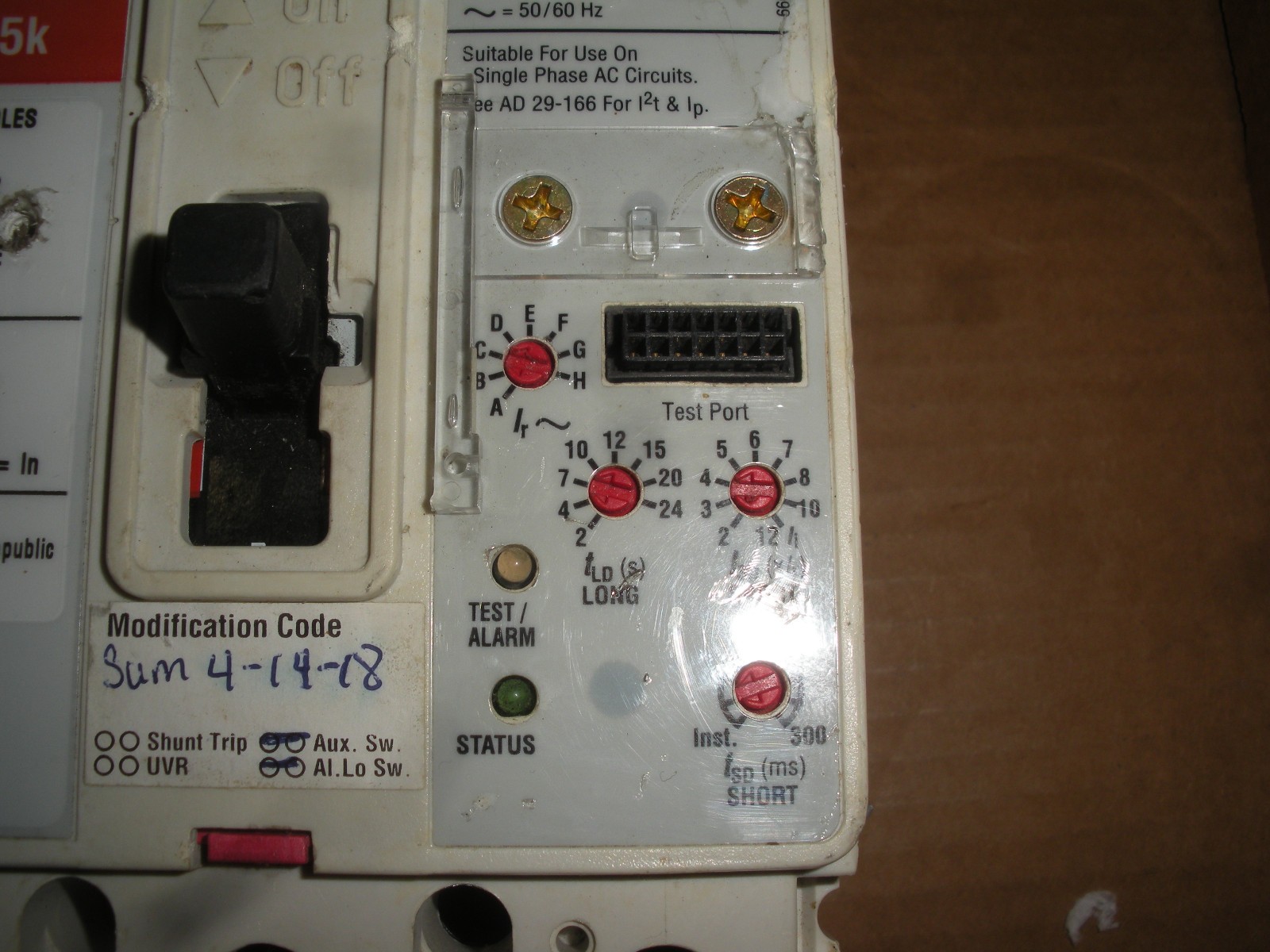 Eaton HFDE316032C02 3P 160A circuit breaker W/ shunt trip w/ aux contact AAL1LPK