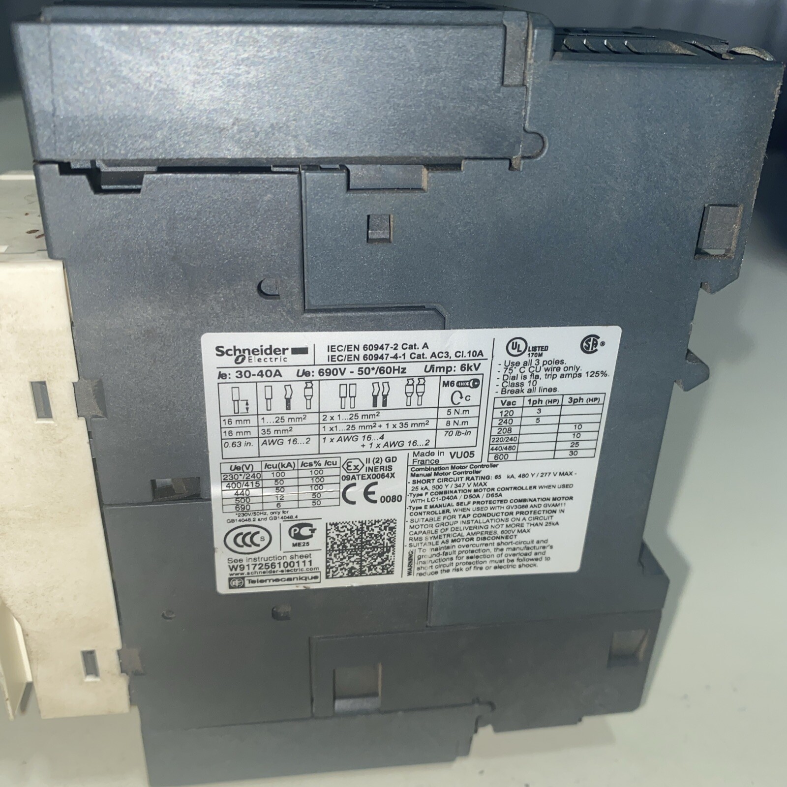 SCHNEIDER ELECTRIC GV3P40 MOTOR CIRCUIT BREAKER 30-40A