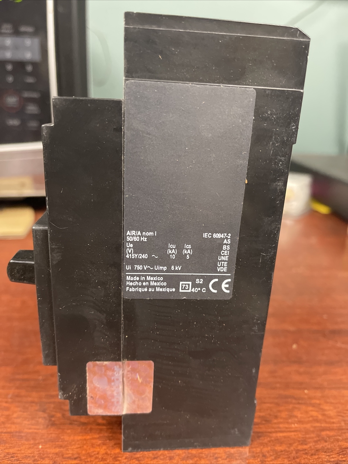 Square D Circuit Breaker 225A 2P 240V | QBL22225 |