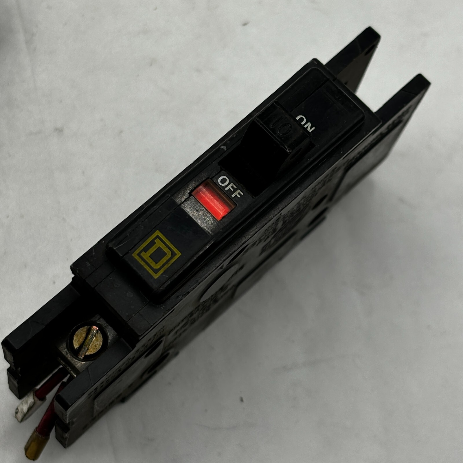 LOT OF 2 SQUARE D TYPE QOU CIRCUIT BREAKER 1POLE 10A 120/240V MADE IN USA🔔