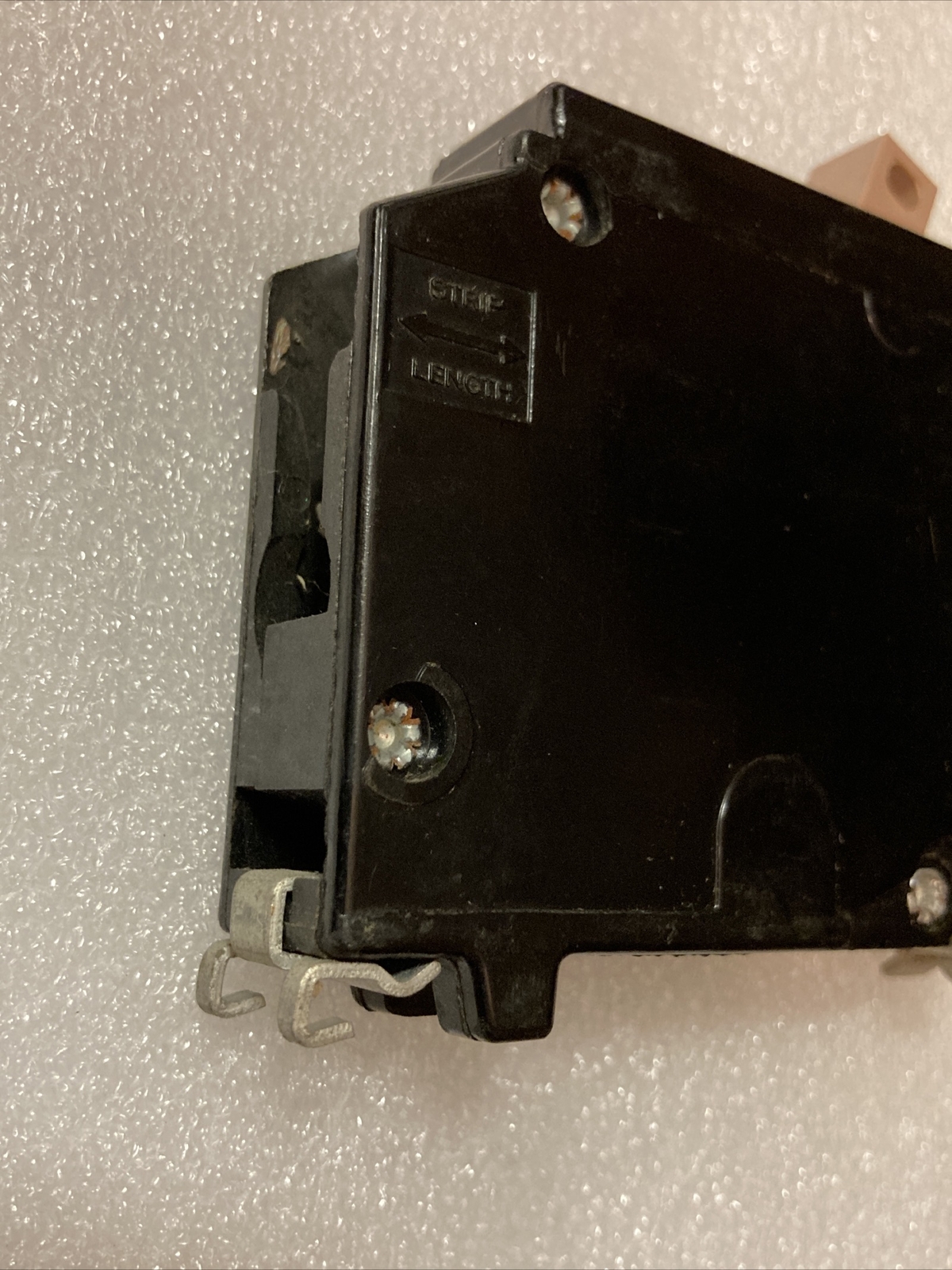 CH115 Cutler-Hammer Type CH 1 Pole 15 Amp 120V HALF NOTCH METAL FOOT (WARRANTY)