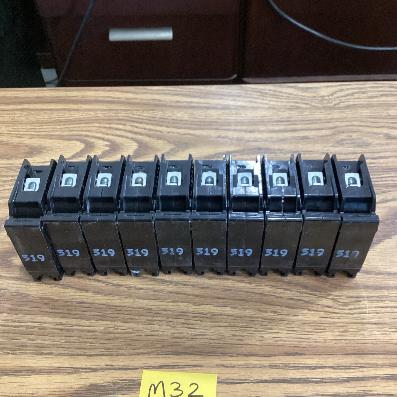 Lot Of 10 Challenger C120 1 Pole 20 Amp Type C Circuit Breaker Tested Used 🔴
