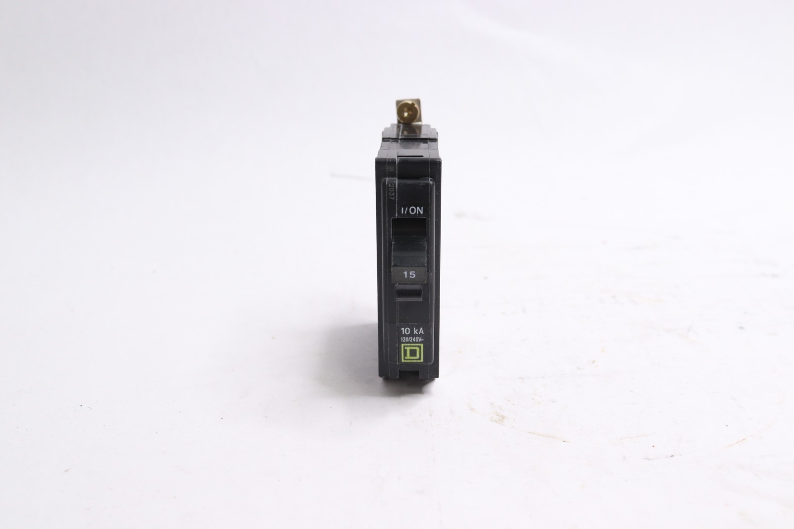 Square D Homeline ABS Plastic Circuit Breaker 1-Pole 15A 120/240V HOM115CP
