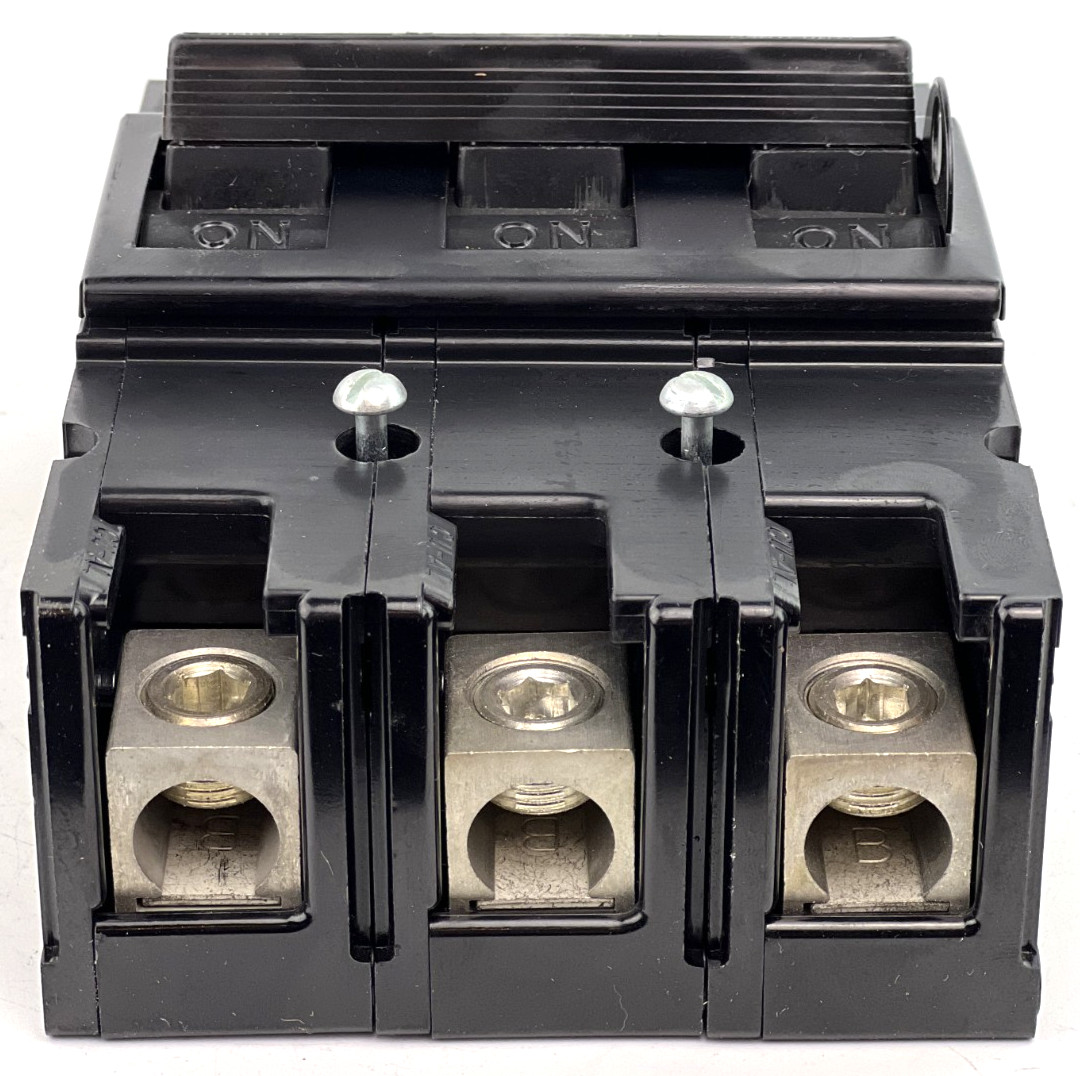 Challenger 150 Amp 3 Pole Type QFP24 Circuit Breaker GTE Sylvania 240V 150A *NEW