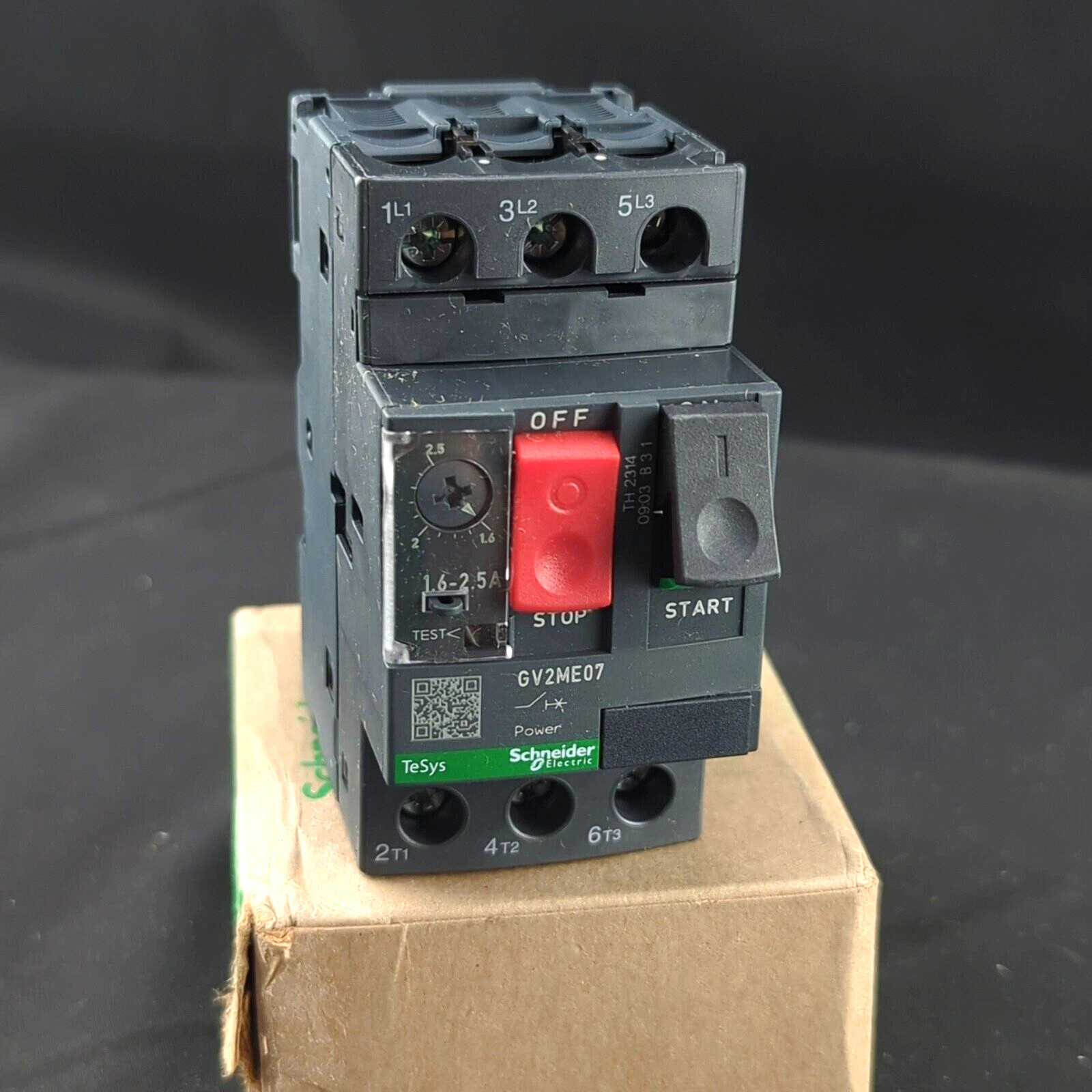Square D Schneider Electric GV2ME07 Motor Starter 3P Circuit Breaker 1.6-2.5 A