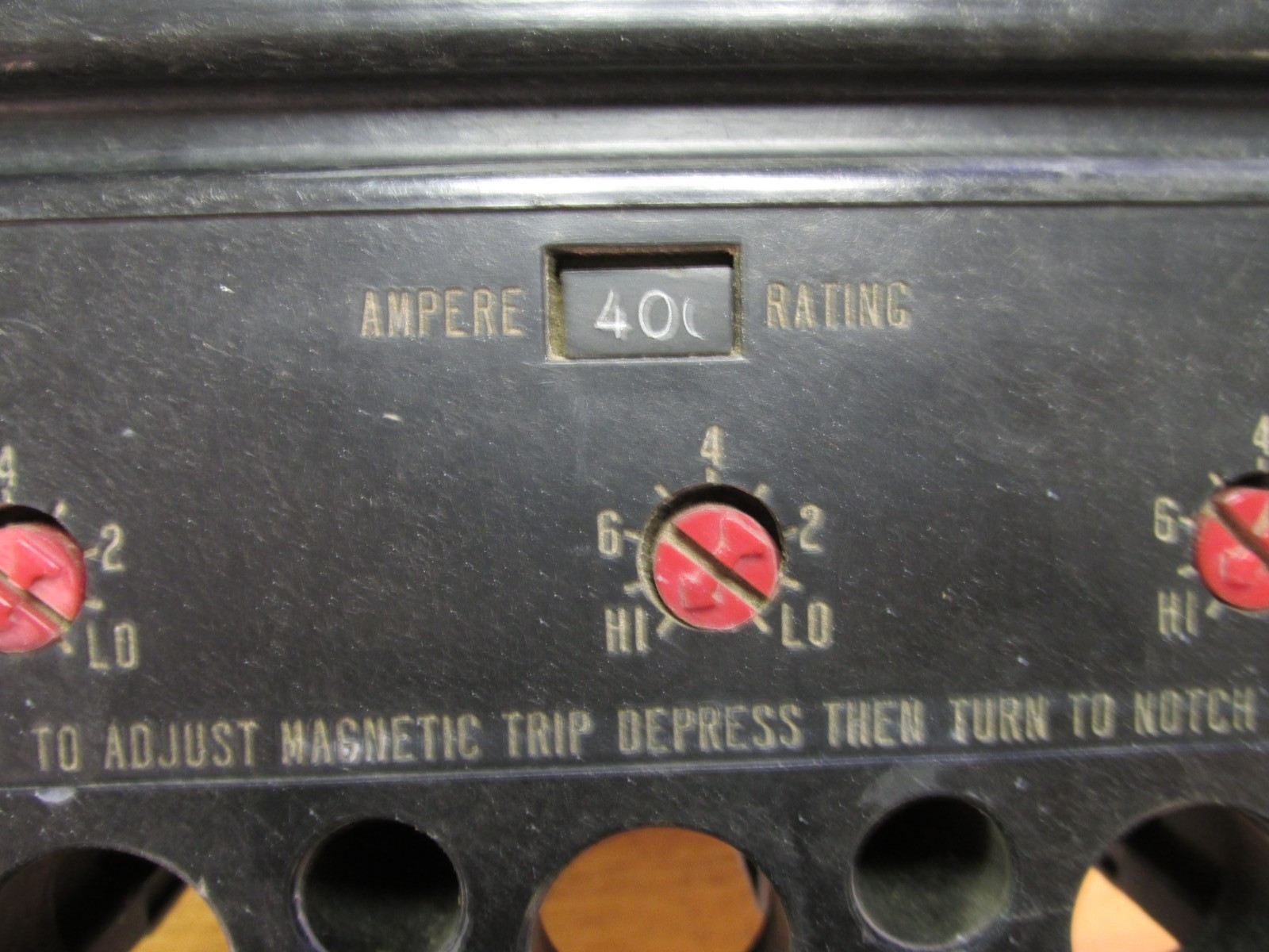 WESTINGHOUSE CIRCUIT BREAKER 3P, 200A, 400A RATING, CAT# JA3200W … WB-172