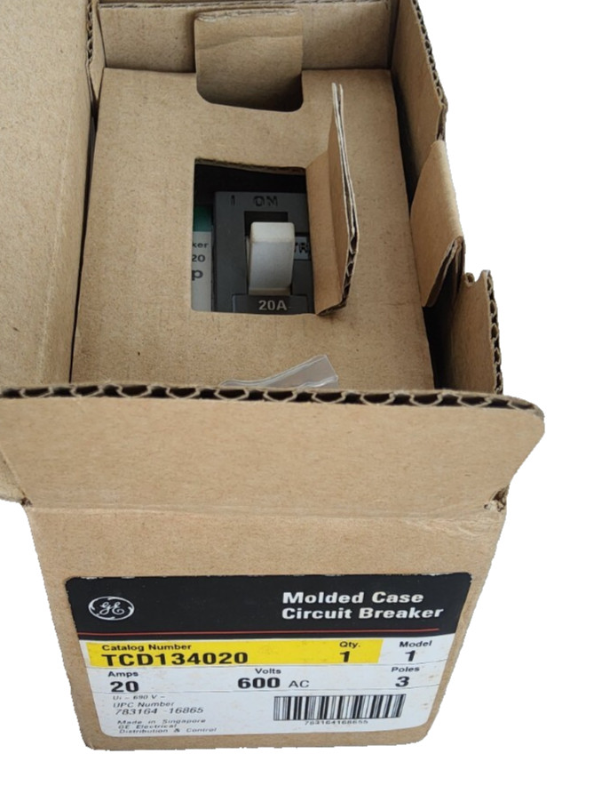 GE Circuit Breaker TCD134020 3 Poles 20 Amps