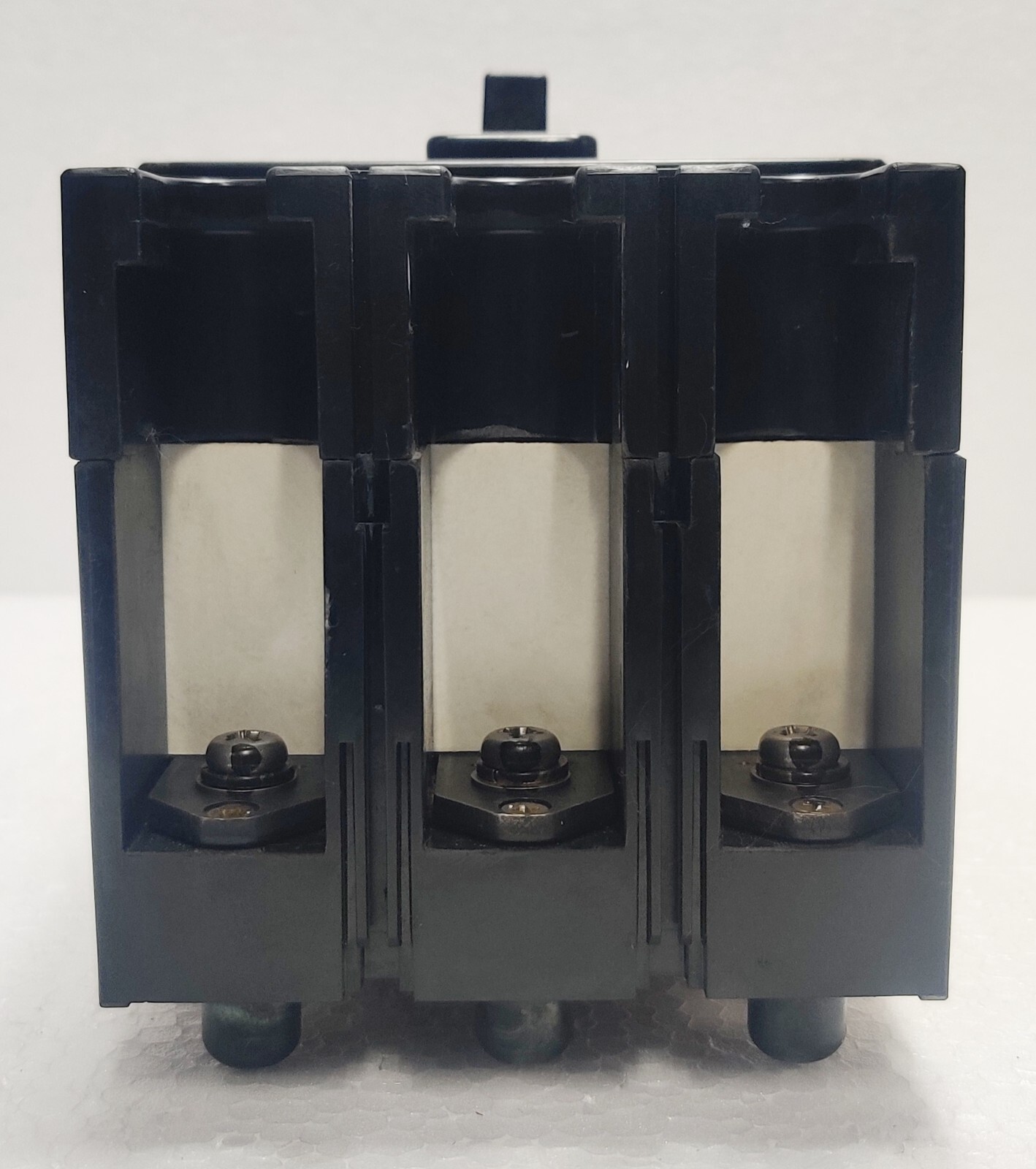 Terasaki Circuit Breaker TG-225B AC600V DC250V 150A 3 POLES
