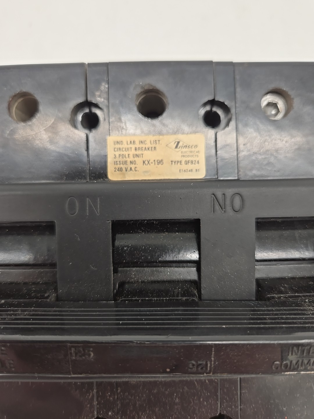 Zinsco QFB3125 Circuit Breaker 125 Amp 3-Pole QFB24 Series