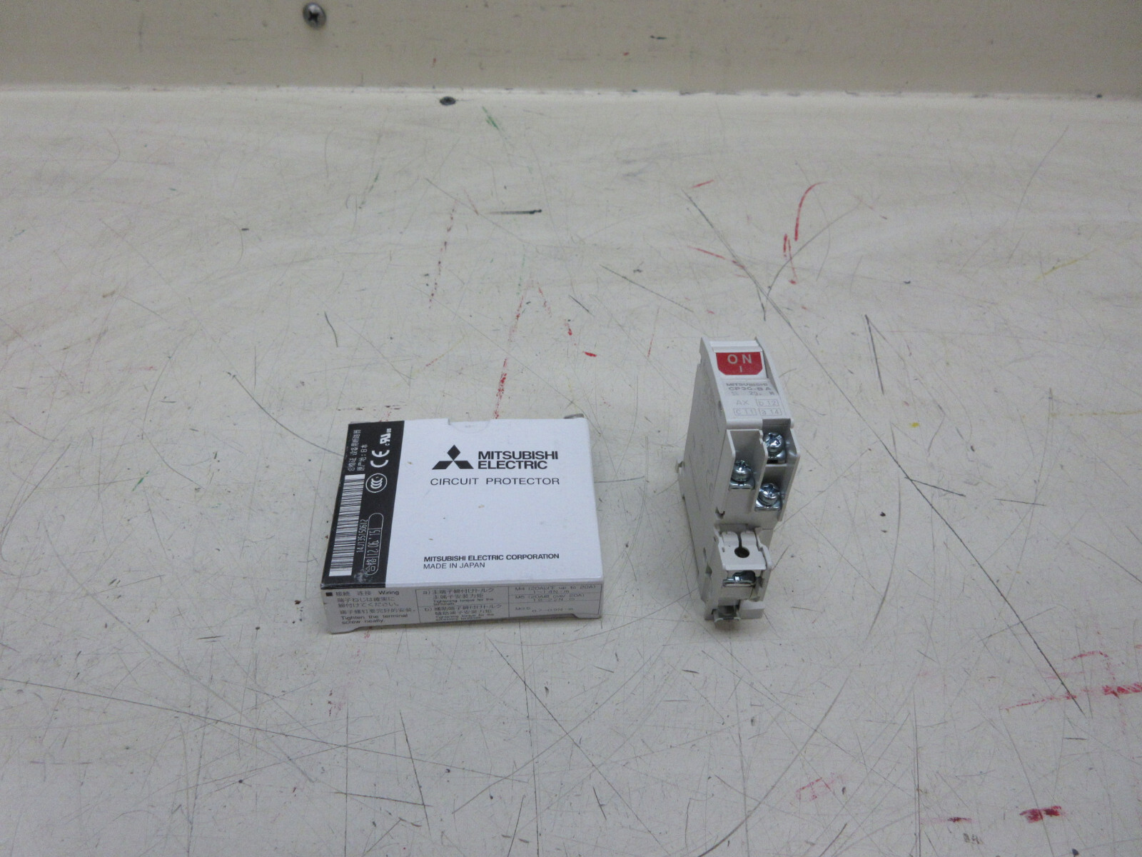 Mitsubishi CP30-BA 1P 2-M 20A Circuit Protector New Free Shipping
