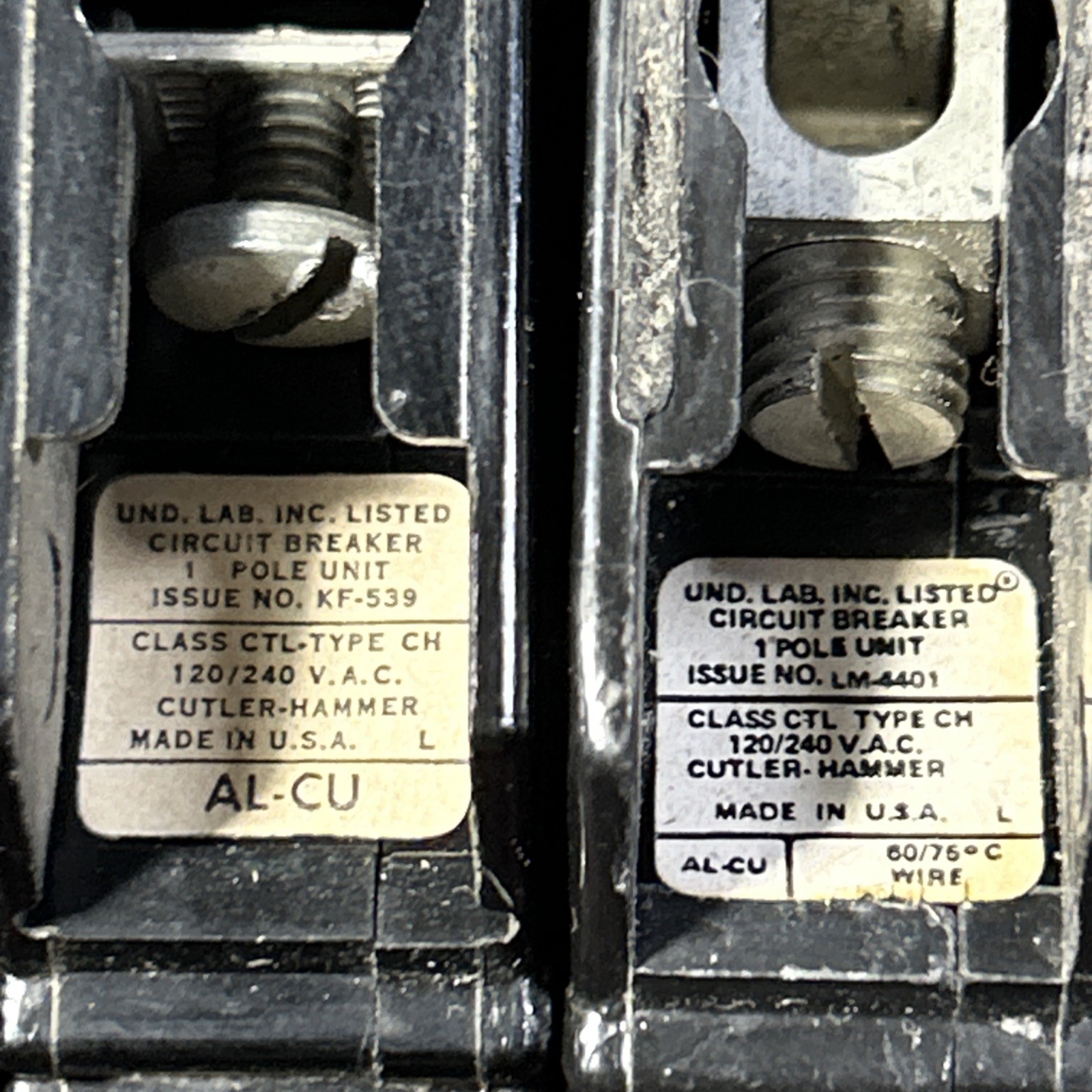 Cutler-Hammer Type CH 1-pole circuit breakers 2-15 A/2-20 A/1-30 A KH-227 Vintag