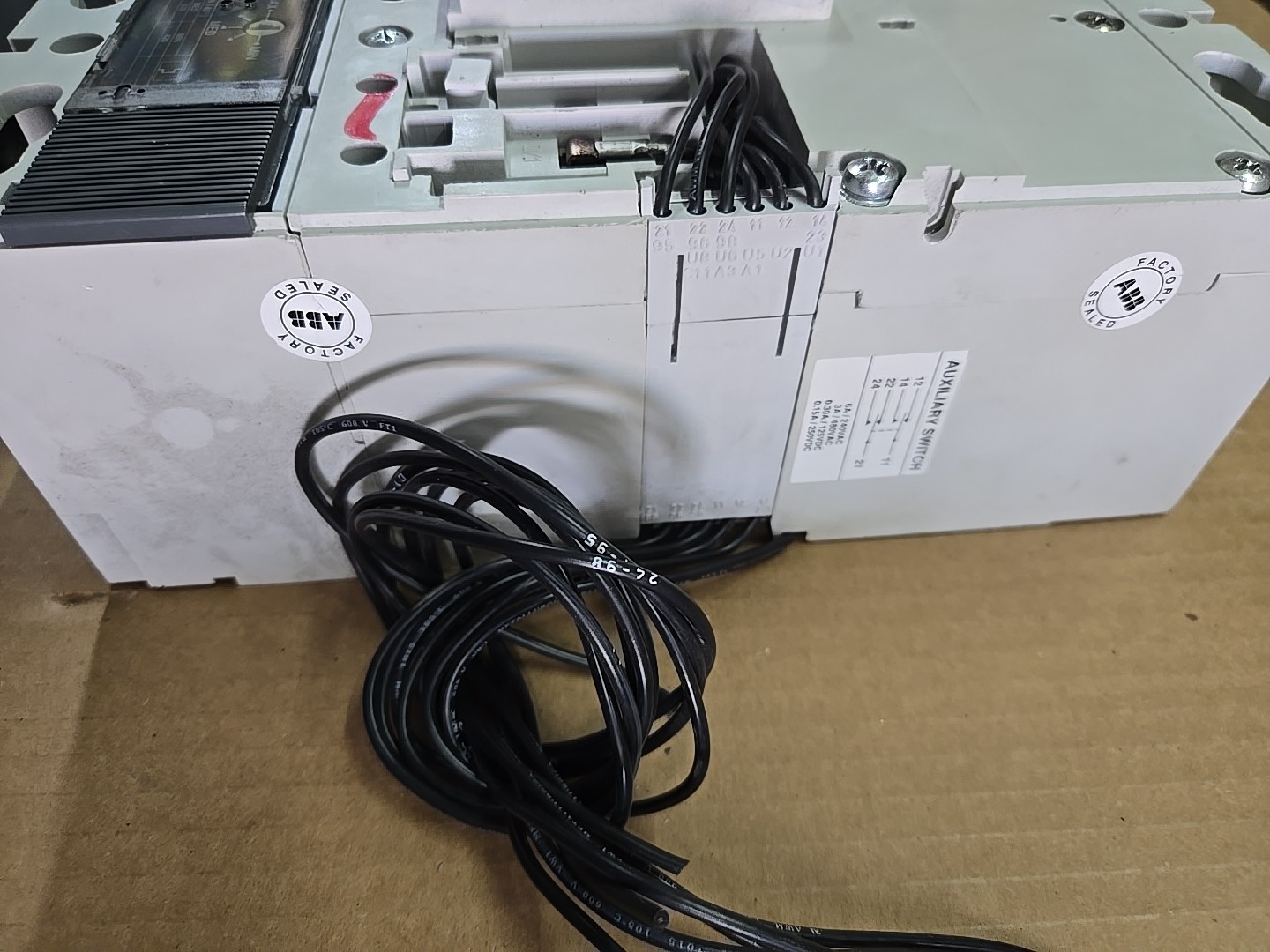 ABB K6C-SU TYPE SACE S6N DC BREAKER 600A **PARTS**