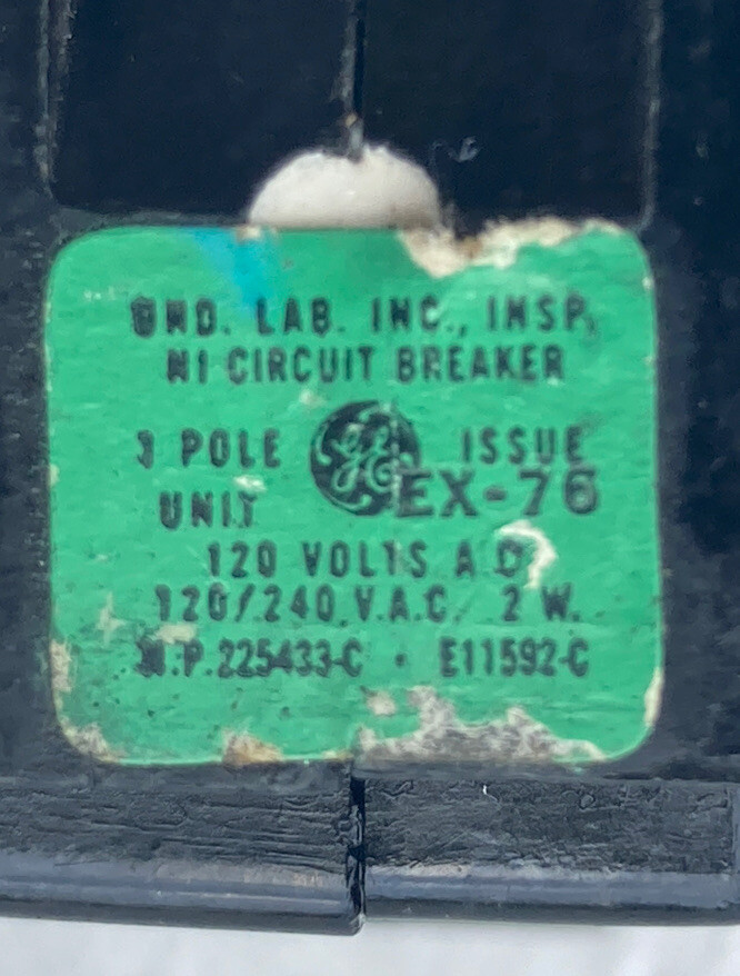 GE GENERAL ELECTRIC TQL1115 Model TQL 1 Pole 15 Amp 120 Volt 1P 15A 120 / 240 V