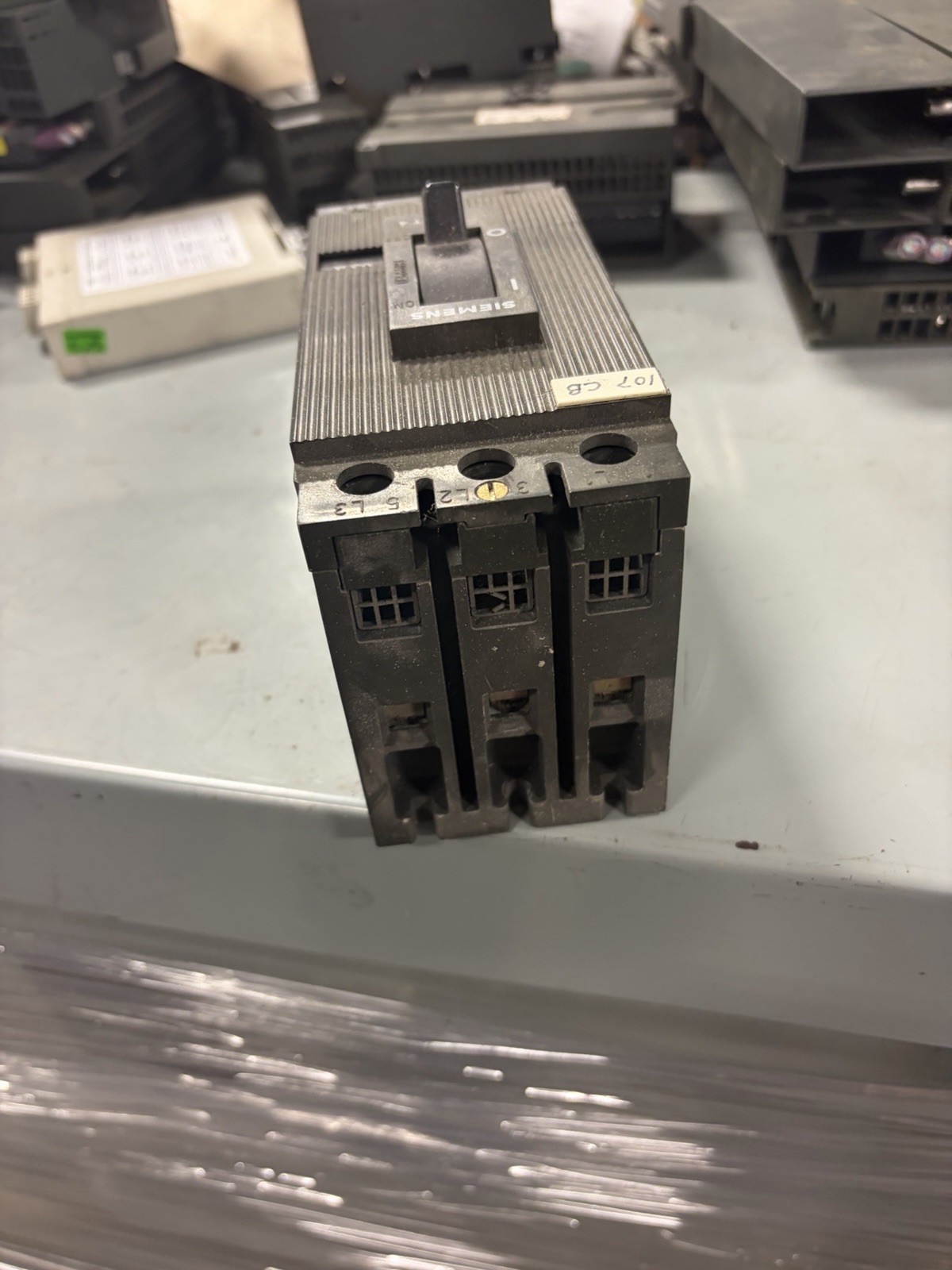 Siemens 3VT4200-0BT00 Circuit Breaker 63A 3P USED