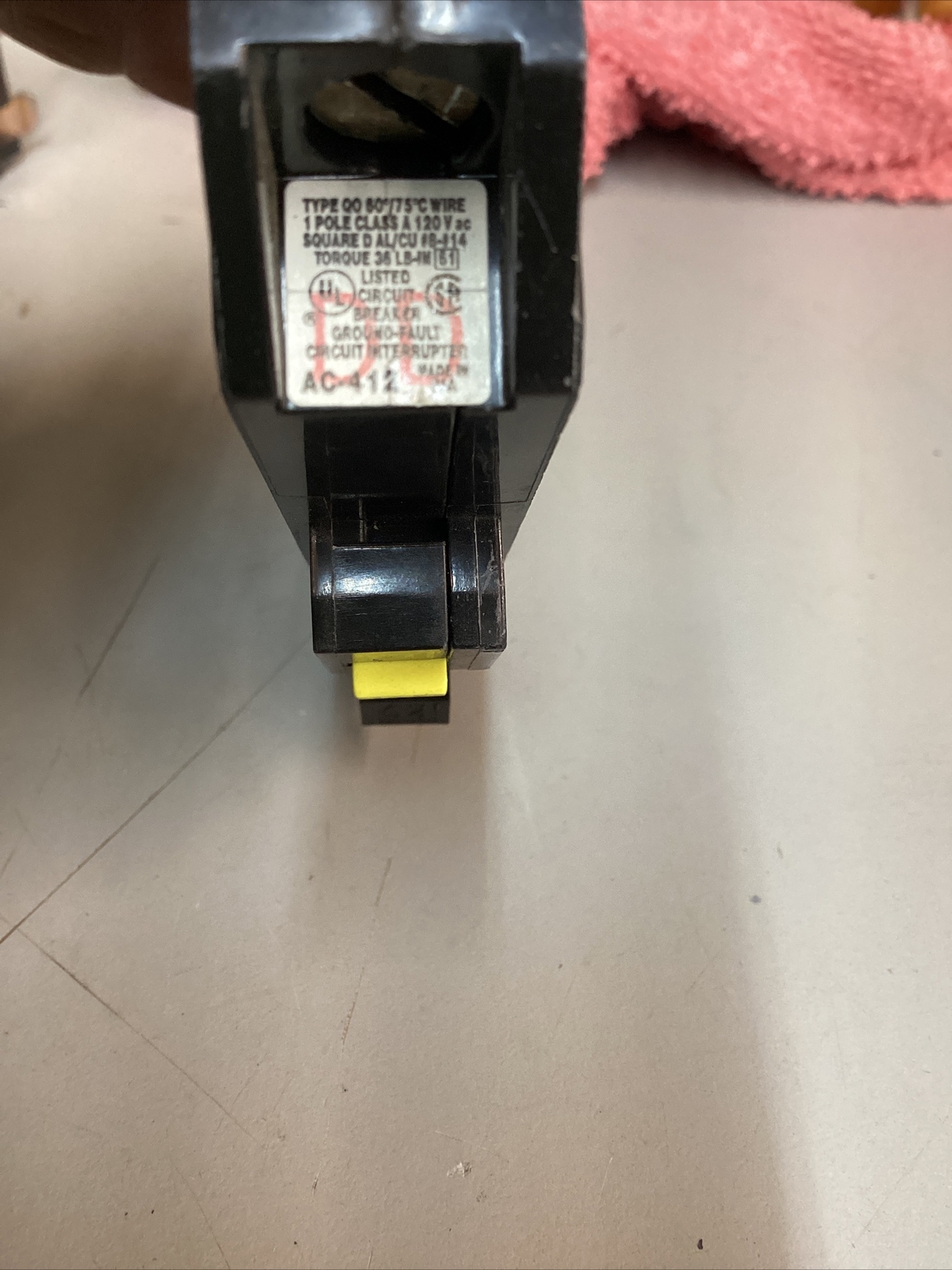 Square D HOM120GFI 20 Amp Circuit Breaker