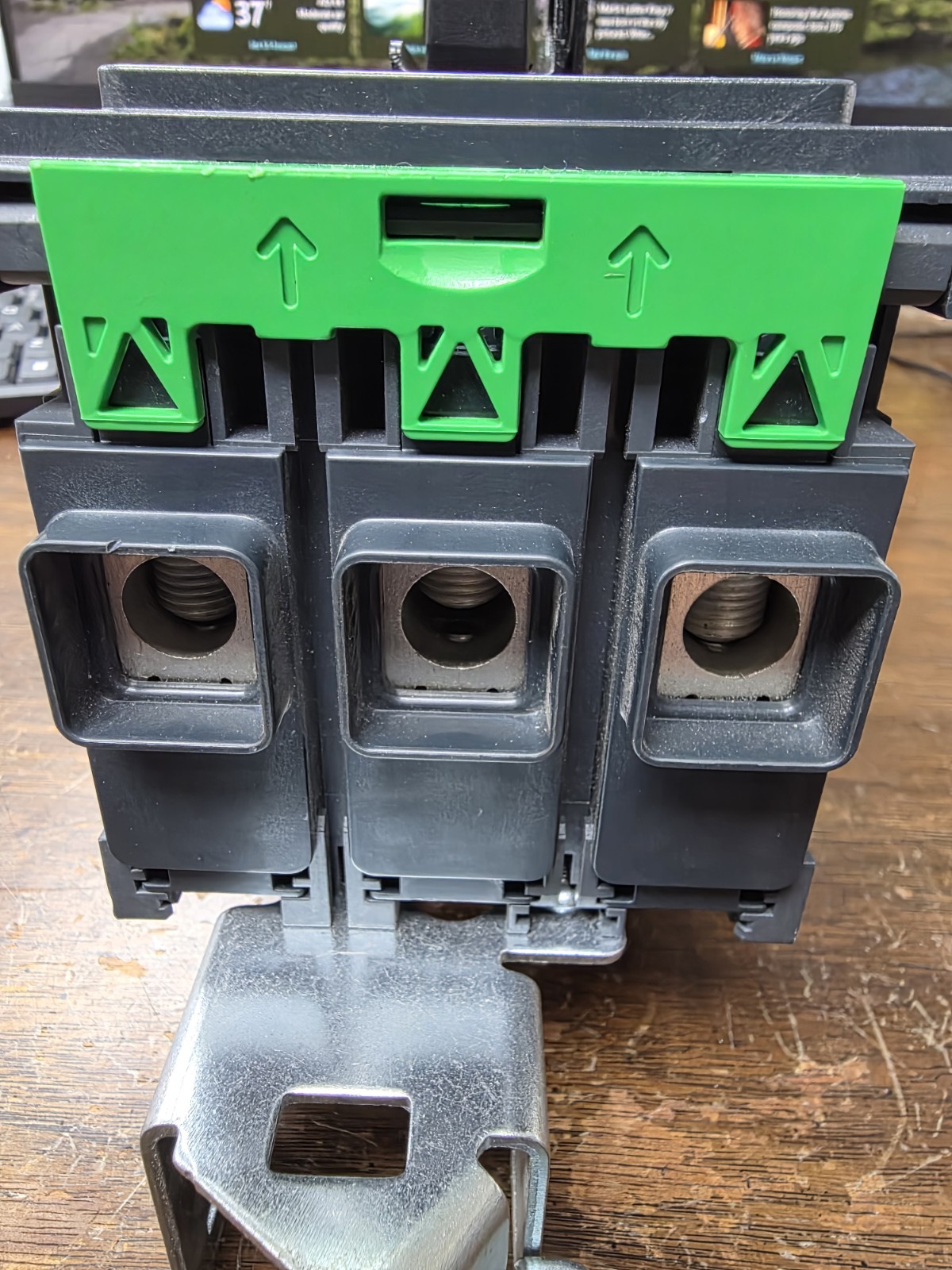 BJA36040 SQUARE D NEW NO BOX FREE PRIORITY SHIPPING