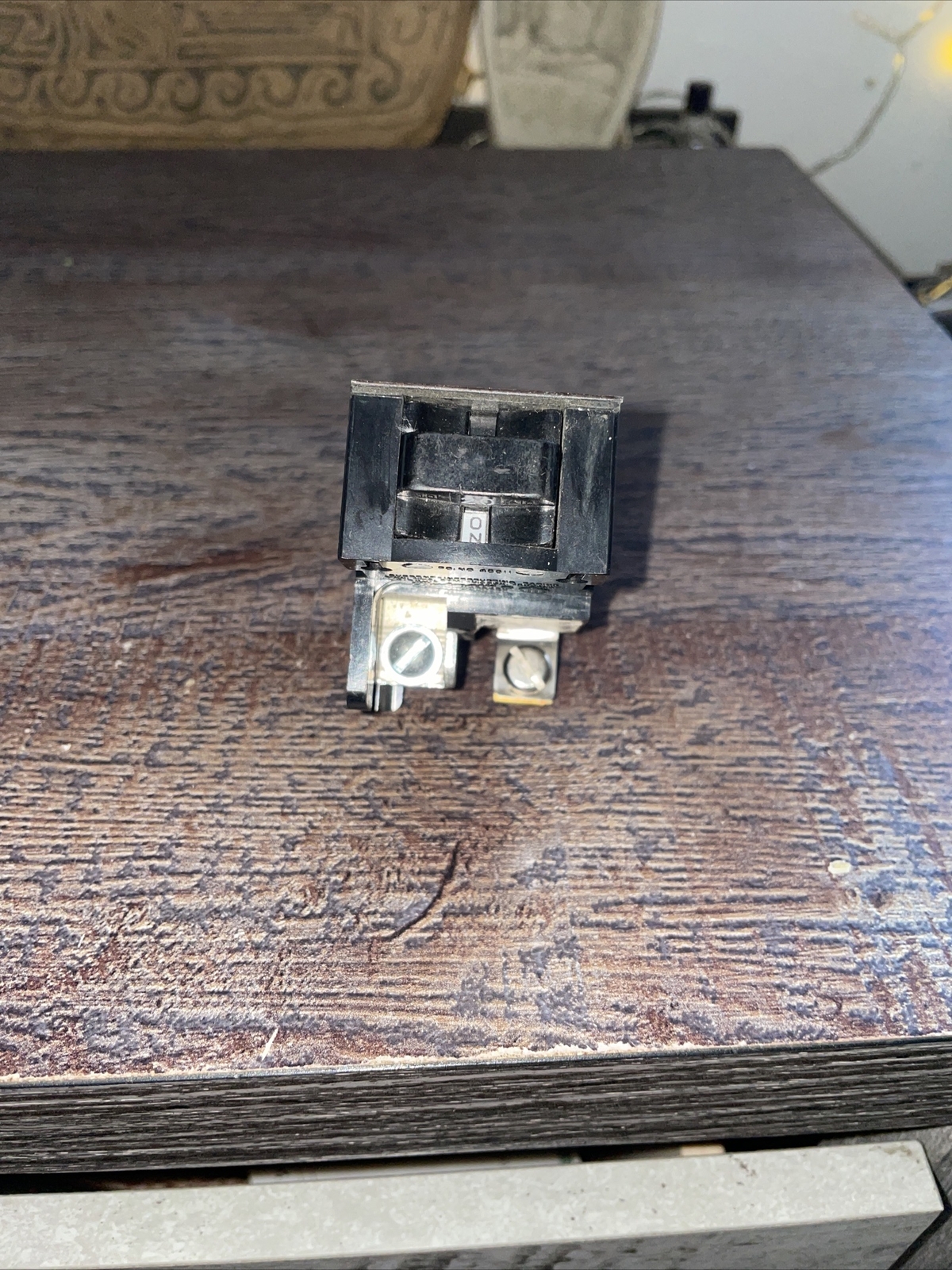 Lot of (1) PUSHMATIC ITE BULLDOG 1 POLE 15A P115 and 20A P120 BREAKERS