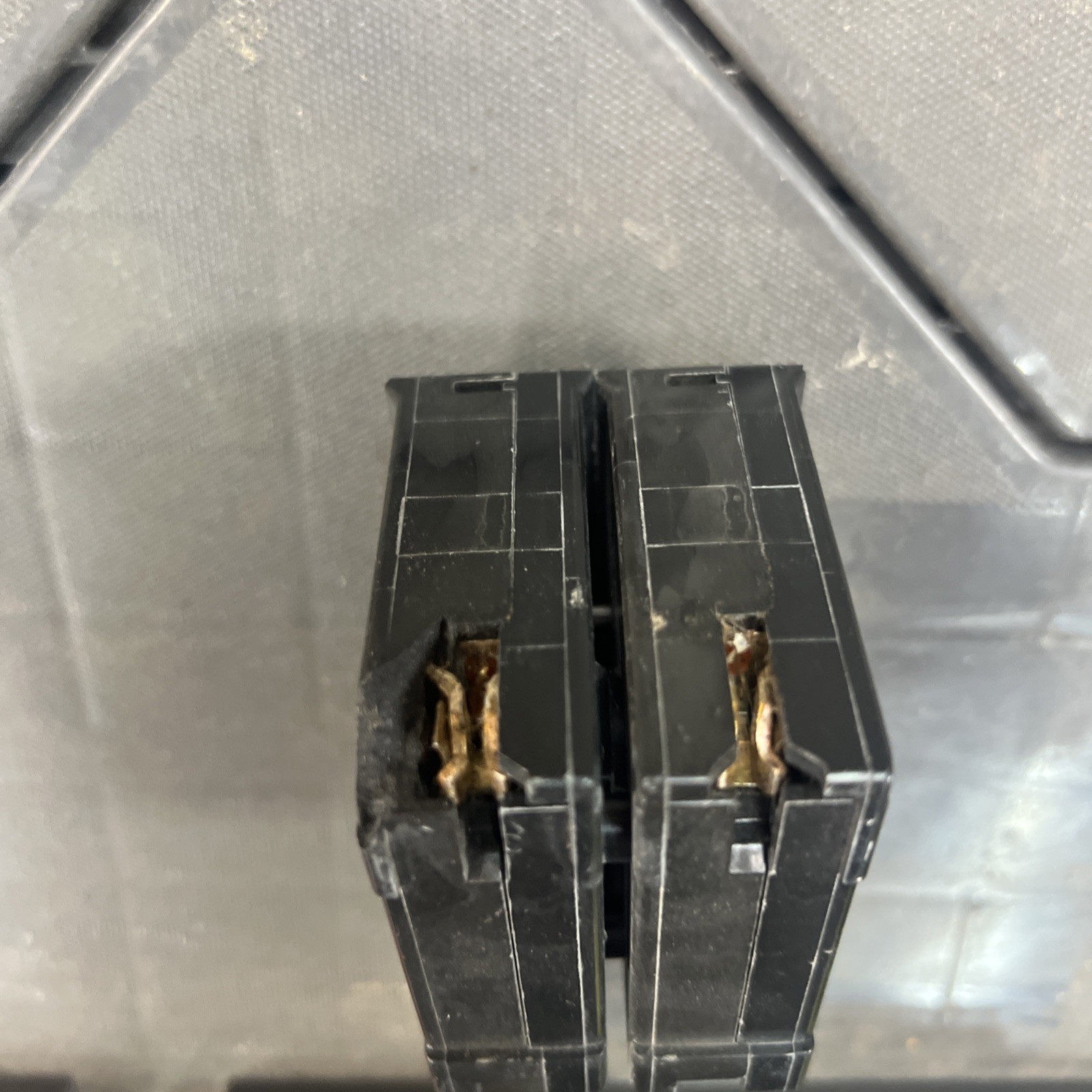 Square D HOM220 HOM220CP 2 Pole 20 A 120 V/240 V Miniature Circuit Breaker