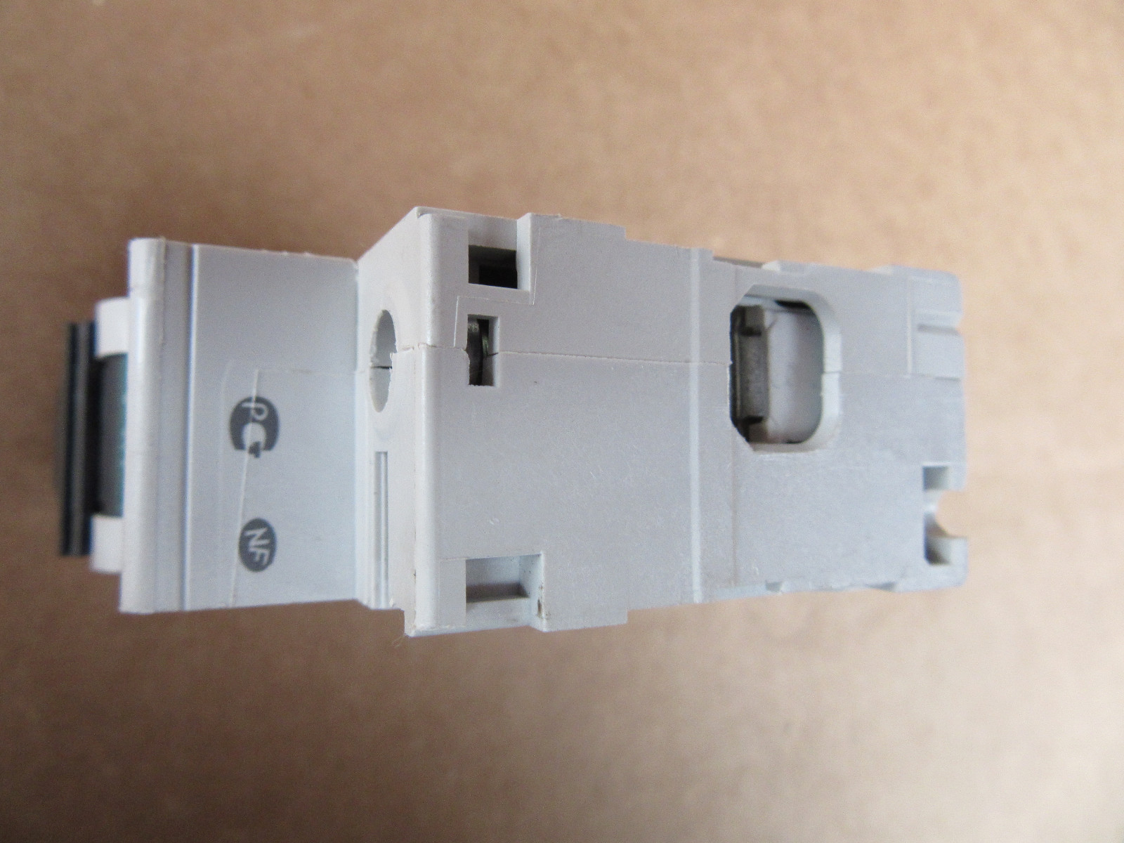 Merlin Gerin C120H B80 Circuit Breaker 1 Pole 80 Amp 240/415V 18402 NEW!!!