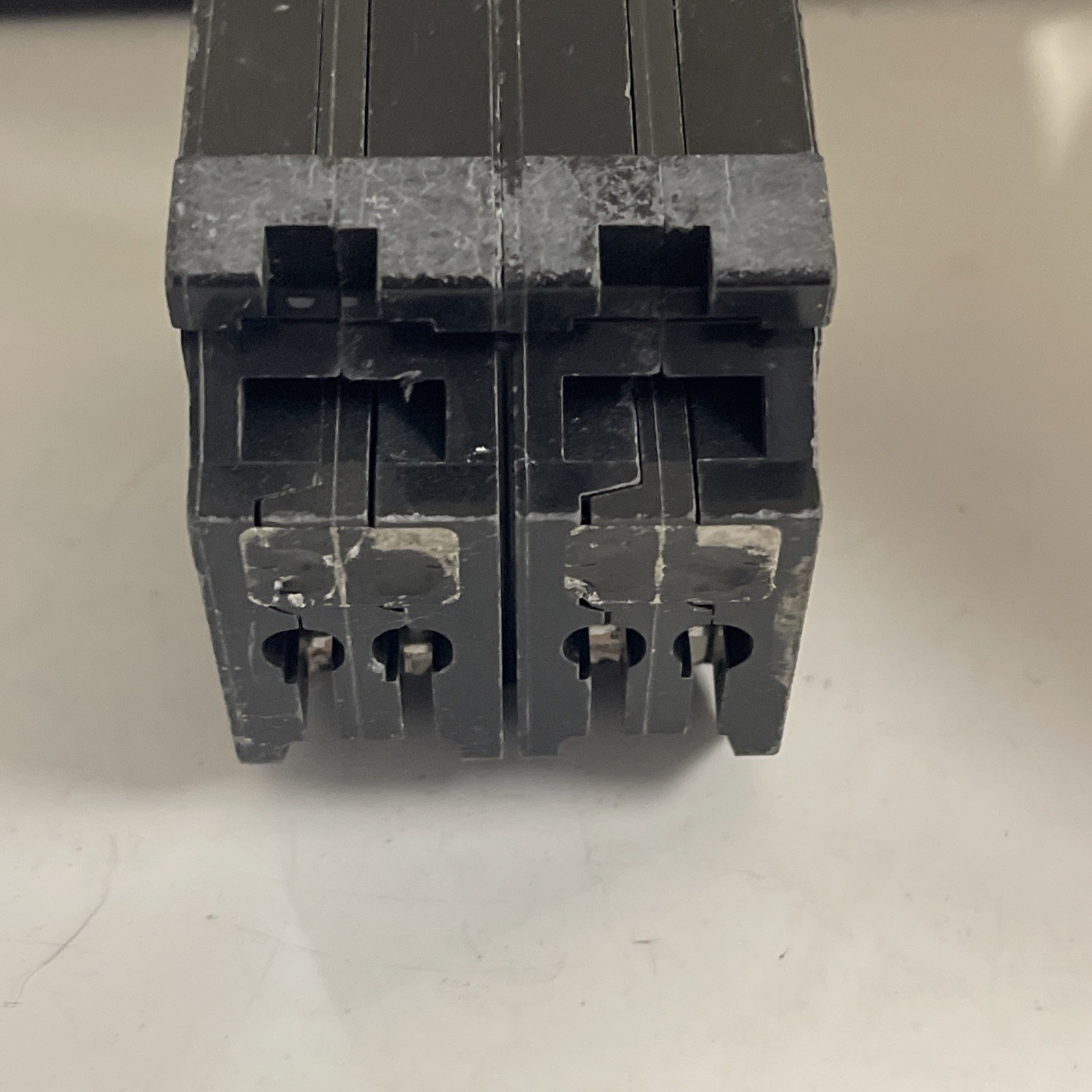 HOMT2020230 Homeline Quad Two 1 Pole 20 Amp One 2P 30 Amp Plug In Tandem Breaker