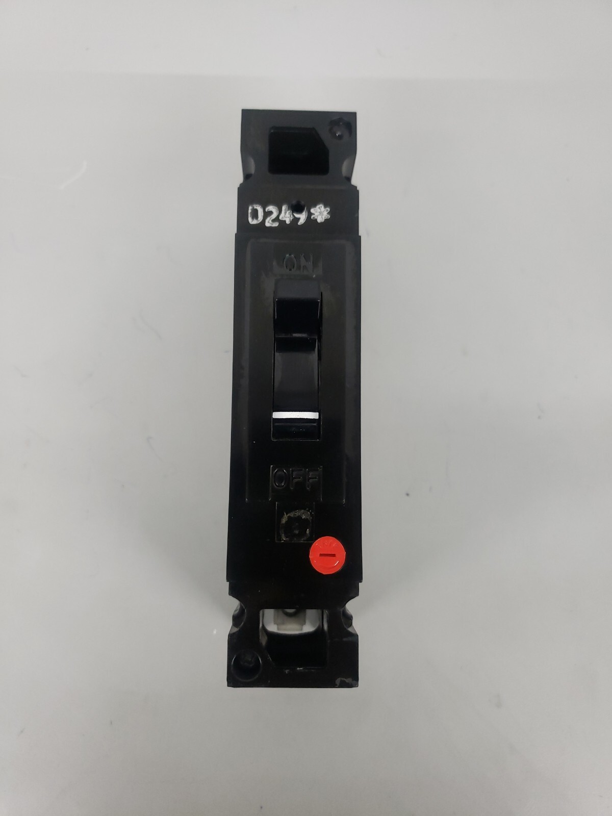 GE TED113020 Circuit Breaker, 1 Pole, 20 Amp *Black Face