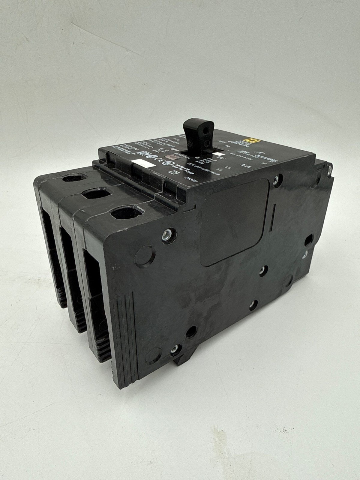 Square D EGB34100 Bolt on Circuit Breaker 100A 480V 3P EGB 100 Amp 3 Pole New