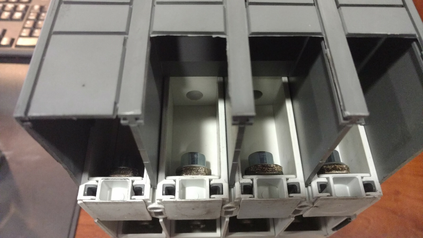 ABB T3N 250 circuit breaker 125A