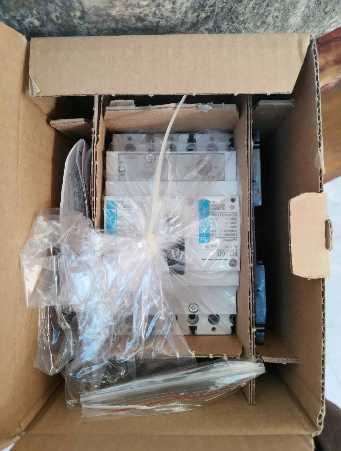 GE molded case circuit breaker from the United States FDN36TD050ED 430105 Brand