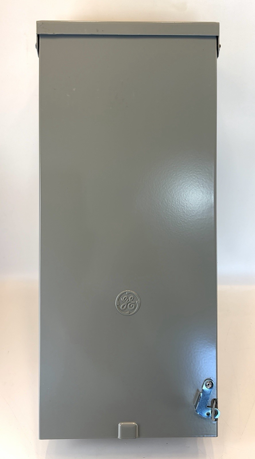 GE 200 Amp Outdoor Enclosed Circuit Breaker Surface Mounted Model THQMV200NREP