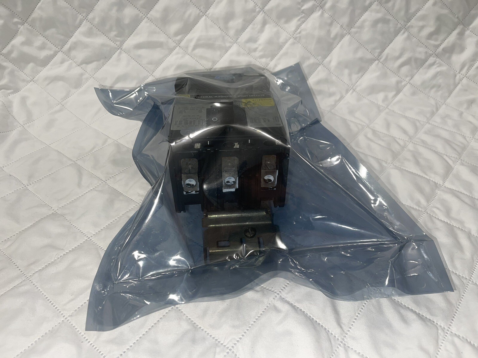 SQUARE D FA32060 SCHNEIDER ELECTRIC FA32060 FA32060 USED TESTED CLEANED SEALED