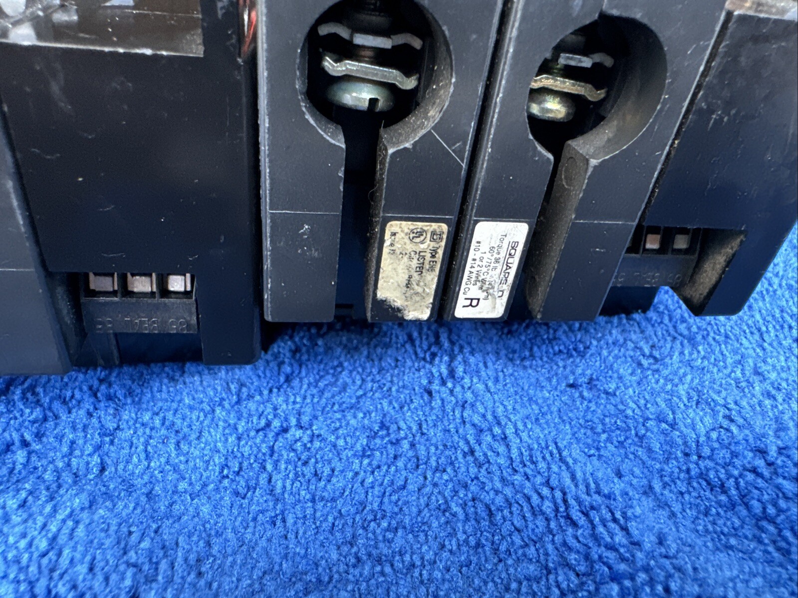 Square D EHB24020PL 20 Amp 2 Pole Circuit Breaker 277 VAC EHB Power Link.