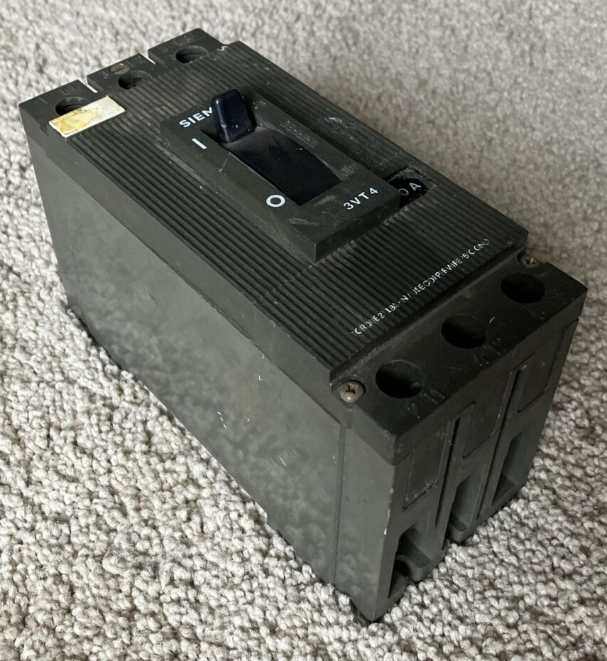 Siemens 40 amp 3 Pole Molded Case Circuit Breaker 3VT4200-0BR00