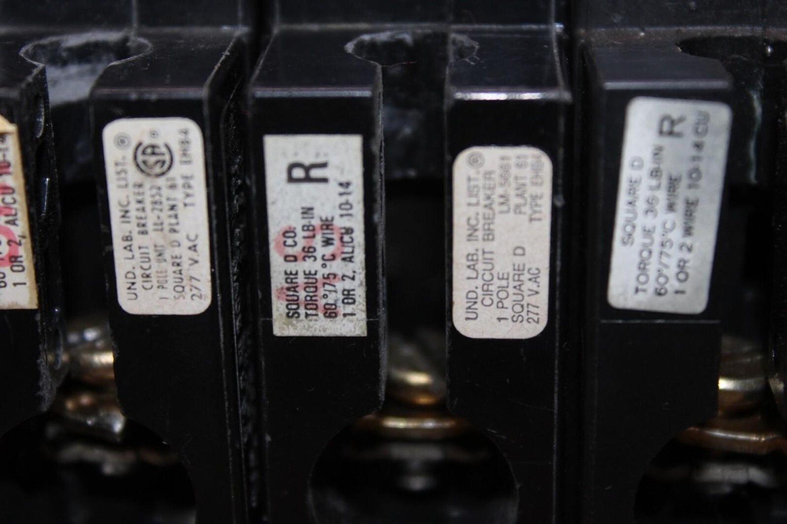 LOT OF 5 SQUARE D CIRCUIT BREAKER EHB14020 20 AMP 1-POLE 480/277 VAC