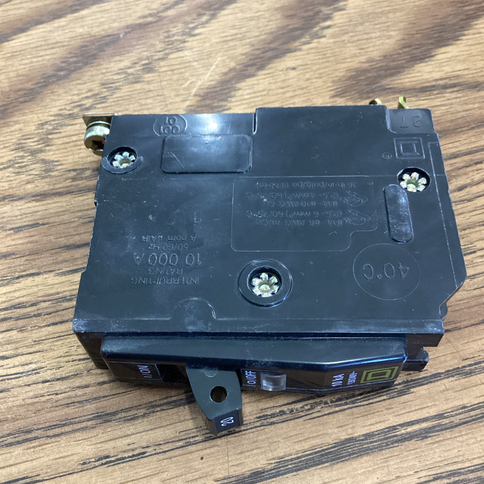 NEW in box SQUARE D QOB125 1 pole 25 amp bolt on 120v QOB Breaker