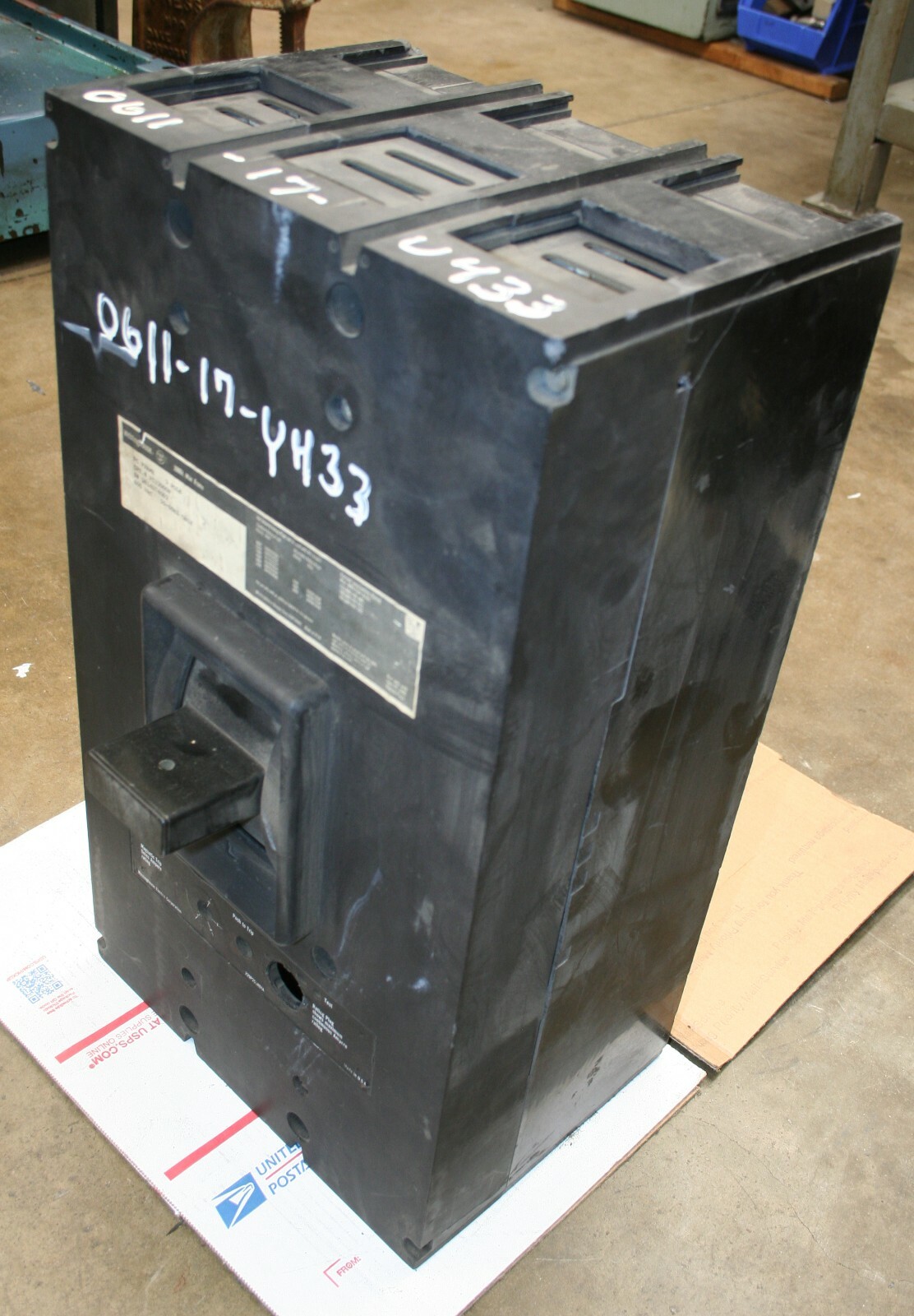 Westinghouse / Cutler Hammer / Eaton PB32000F 3P 600V 2000A Switch