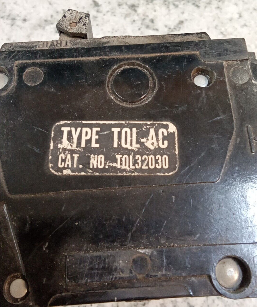 GE/ BREAKER/ TQL32030 /3 Pole /30A /240V/ GROVE/Plug In /TQL-AC/USE(L167