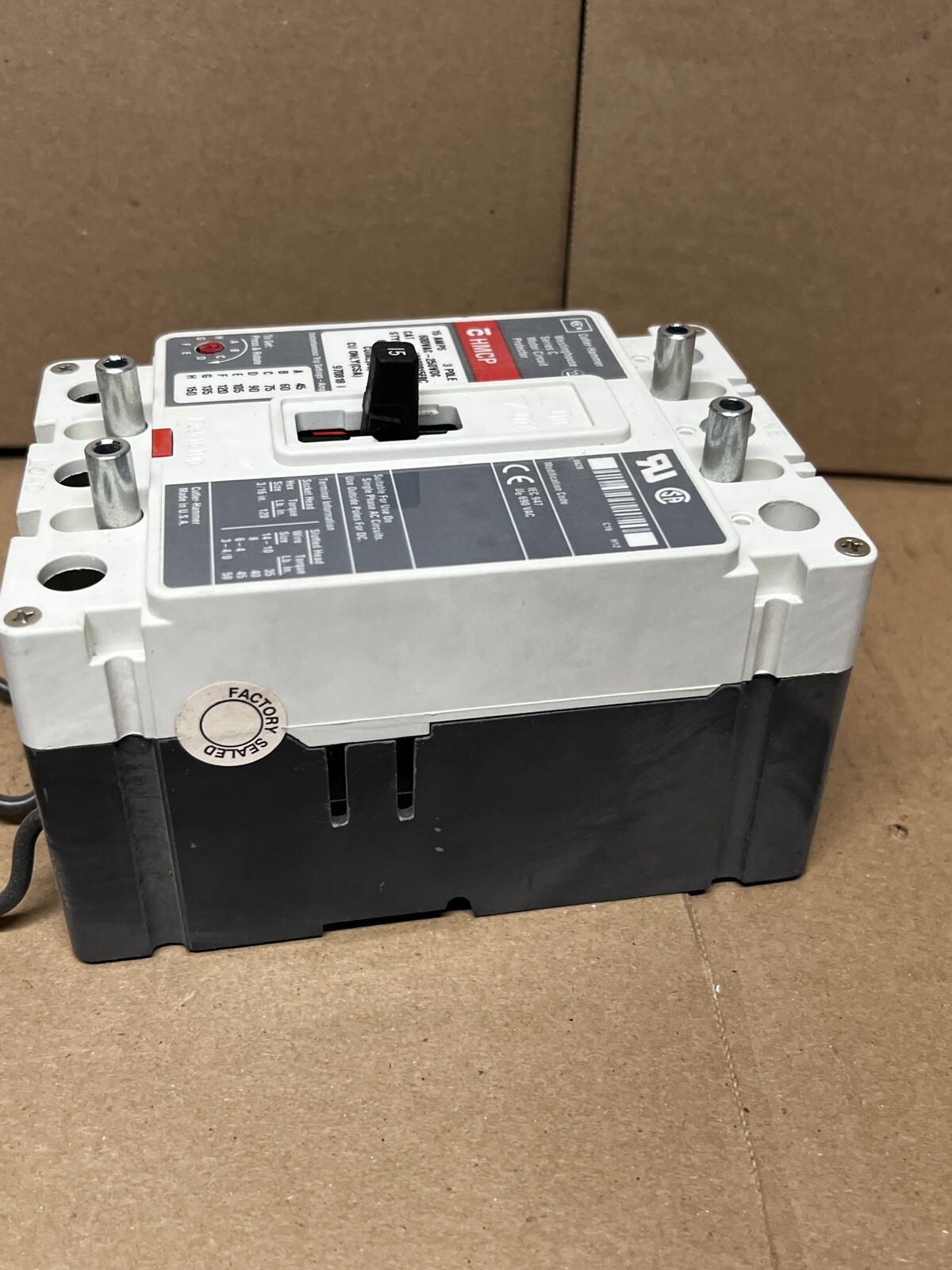 Cutler Hammer Circuit Breaker Series HMCP015E0C 15 amps 3 pole