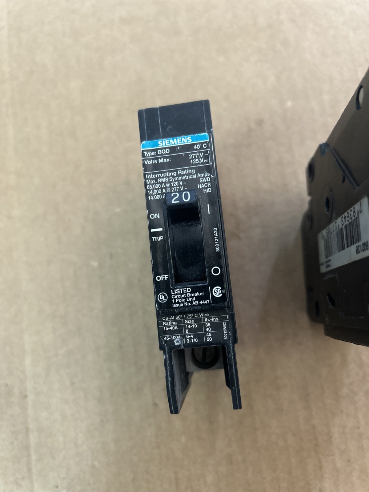 Lot of 2 – BQD120 Siemens 20 Amp 277 Volt 1P Circuit Breaker