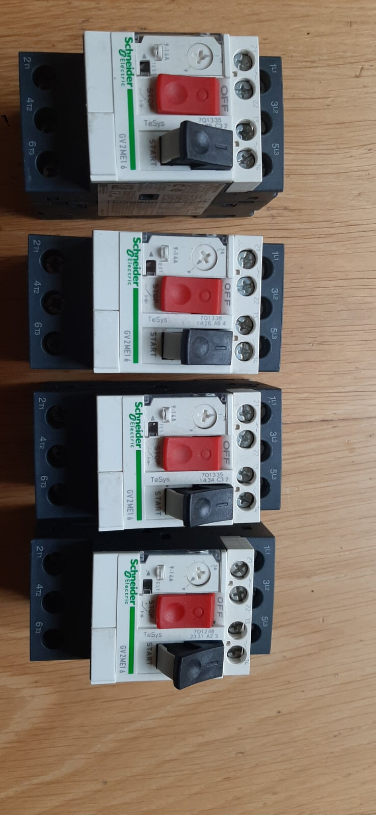 Schneider Electric GV2ME16 9-14A 3-Pole Motor Circuit Breaker